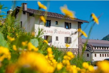 Taliansko Hotel Passo Rolle, Exteriér